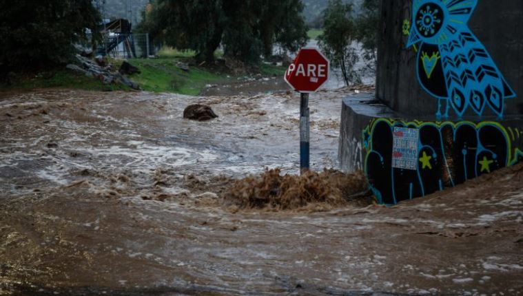 Senapred Ordena Evacuación de Santa Elena en Rancagua por Desborde del Estero La Cadena